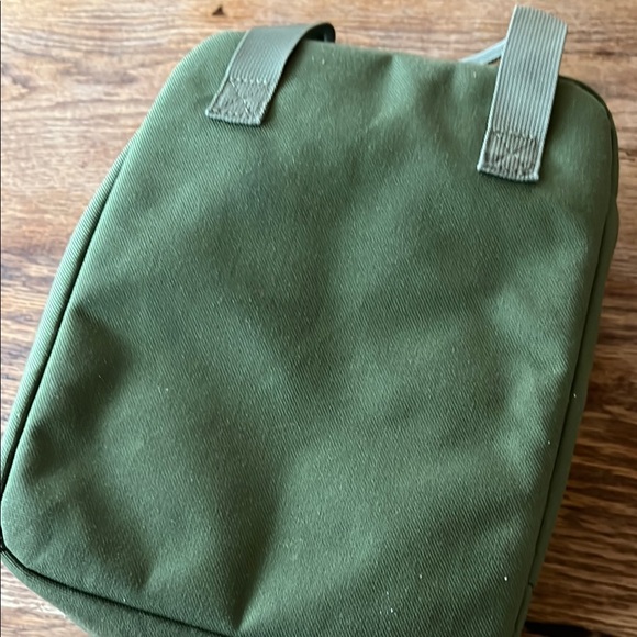 LL Bean Lunch Box. Good condition - Picture 10 of 16